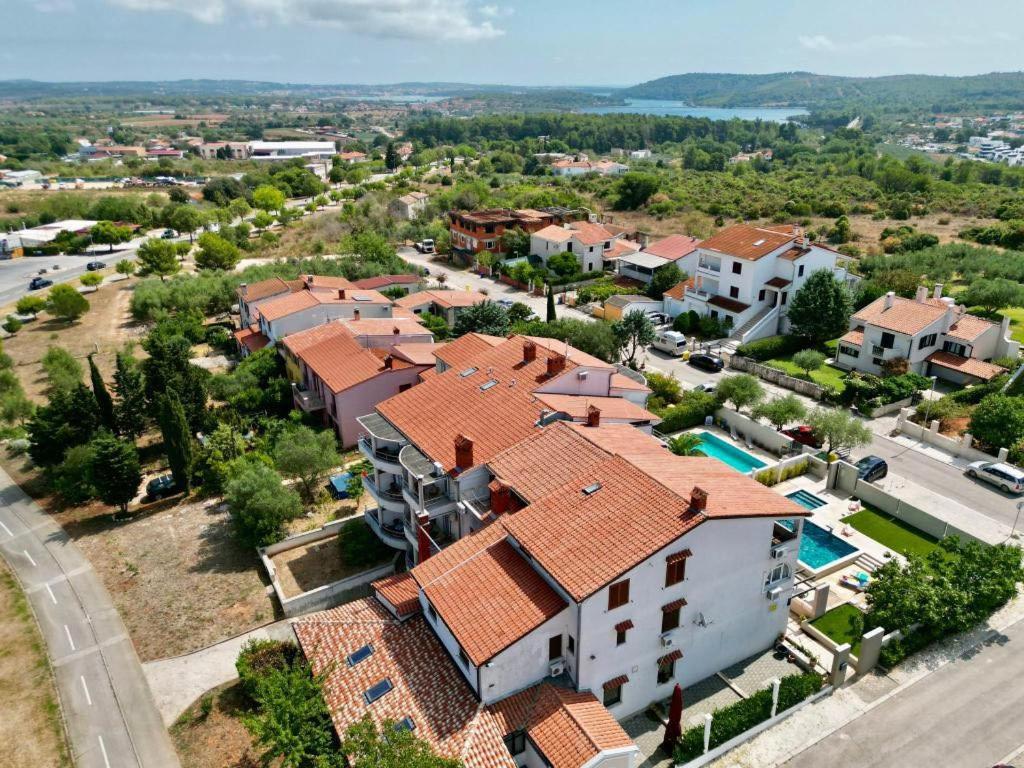 Linc Rooms & Apartments Banjole Dış mekan fotoğraf